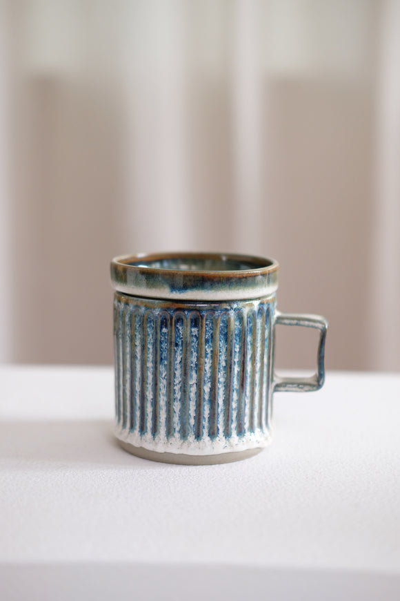 Icicle Carved Mug with Lid